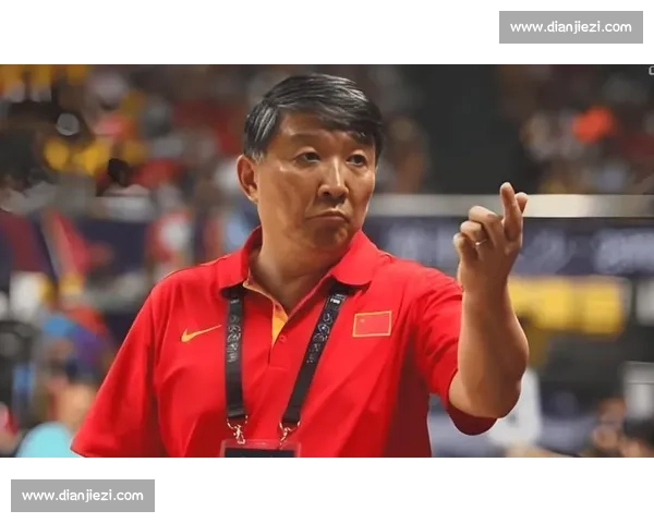 宫鲁鸣挥泪斩李梦！铁腕治军掀女篮变革，球迷：早该如此