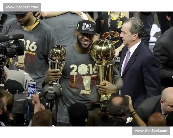 詹姆斯 2025 中国行官宣!9 月开启退役前告别巡演,球迷盼弥补六年遗憾 詹姆斯 2025 中国行官宣!9 月开启退役前告别巡演,球迷盼弥补六年遗憾