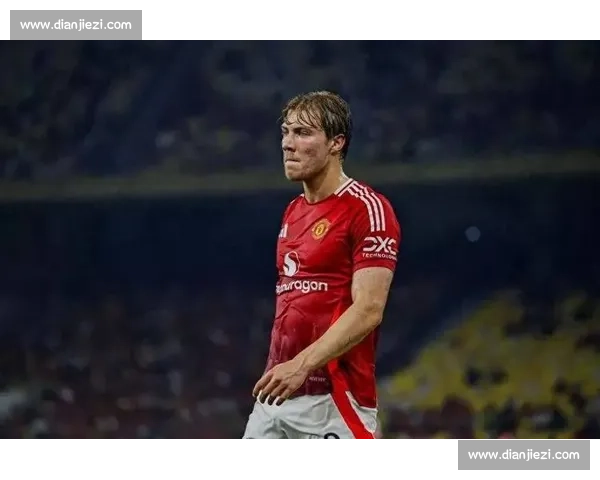 霍伊伦 4500 万欧转会拉锯战!国米欲先租后买,曼联铁心套现 霍伊伦 4500 万欧转会拉锯战!国米欲先租后买,曼联铁心套现